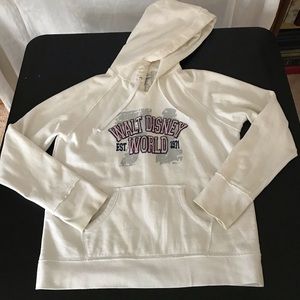 Walt Disney World Sweatshirt—Excellent condition!!